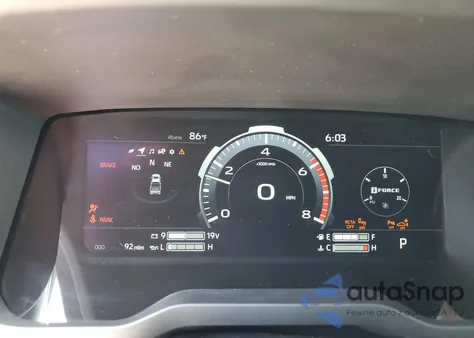 2025 Toyota Tundra Crewmax Limited z USA, uszkodzony, nr VIN 5TFJA5DBXSX274391